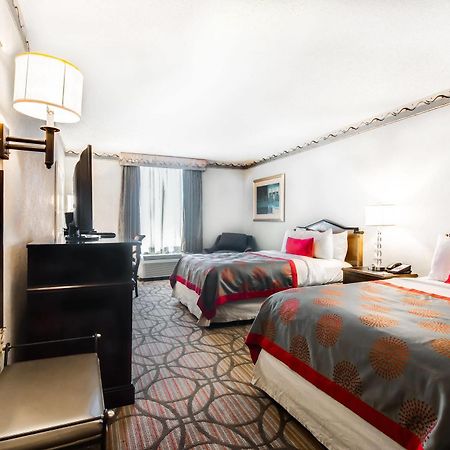 מלון College Park Ramada Plaza By Wyndham Atlanta Airport מראה חיצוני תמונה