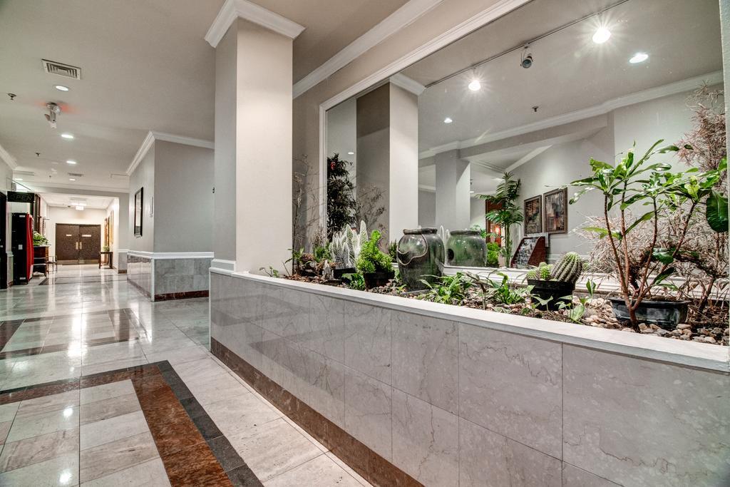 מלון College Park Ramada Plaza By Wyndham Atlanta Airport מראה חיצוני תמונה