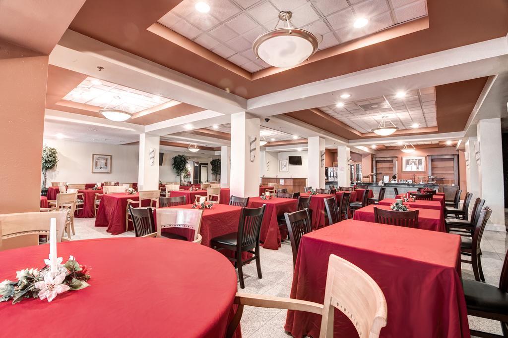 מלון College Park Ramada Plaza By Wyndham Atlanta Airport מראה חיצוני תמונה